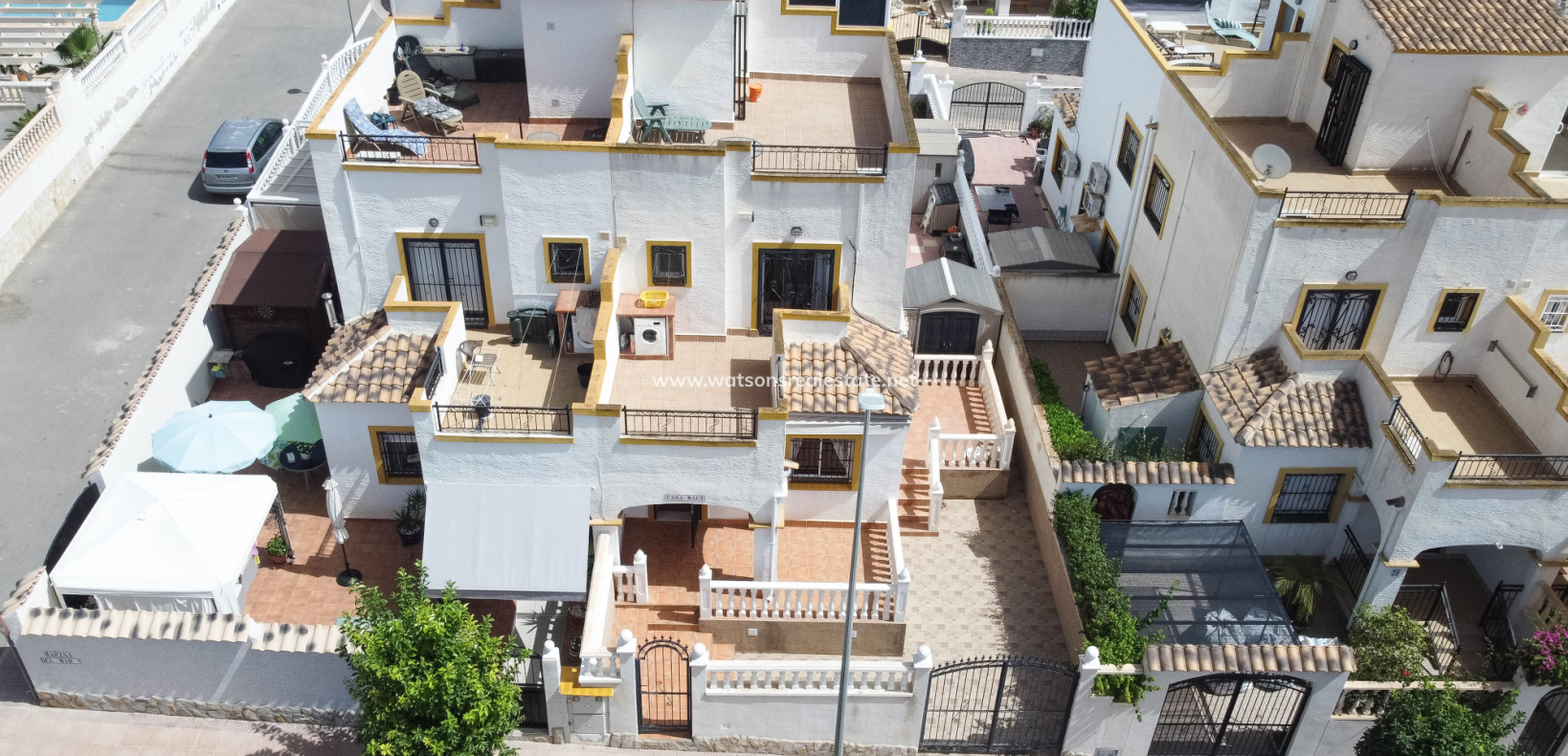Resale - Quad - Urb. La Marina