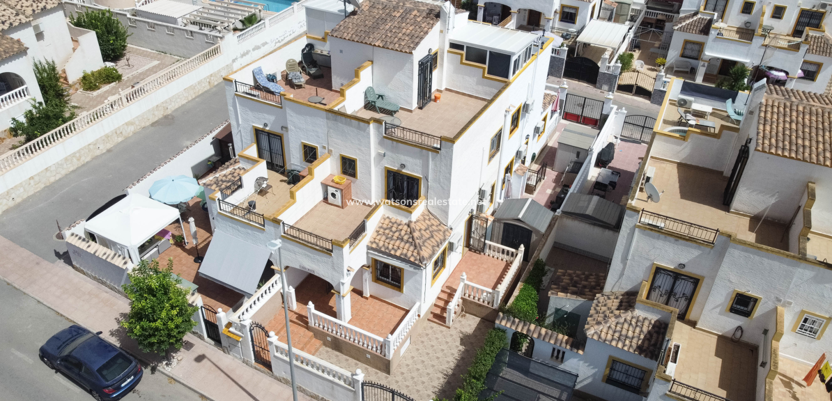 Resale - Quad - Urb. La Marina