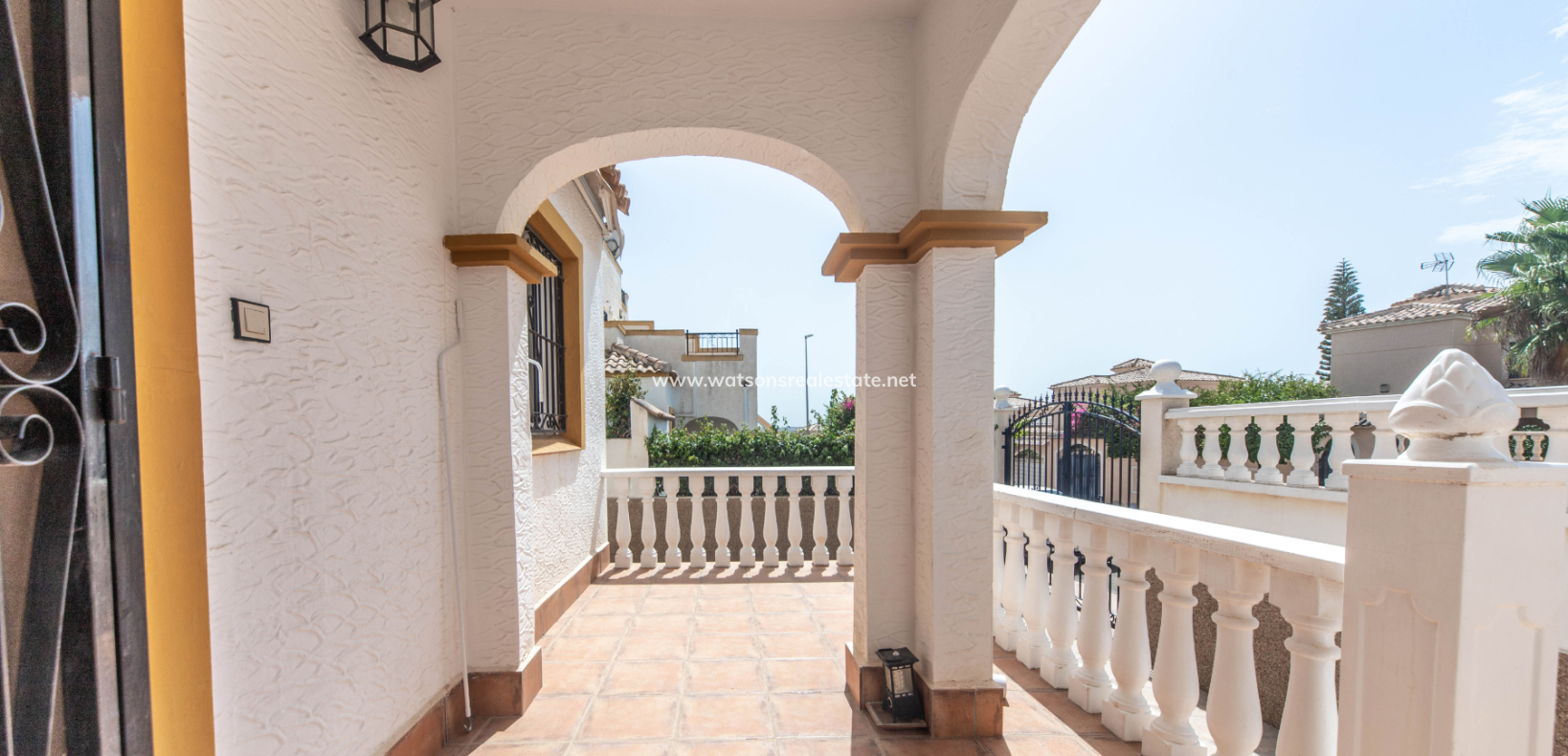 Resale - Quad - Urb. La Marina