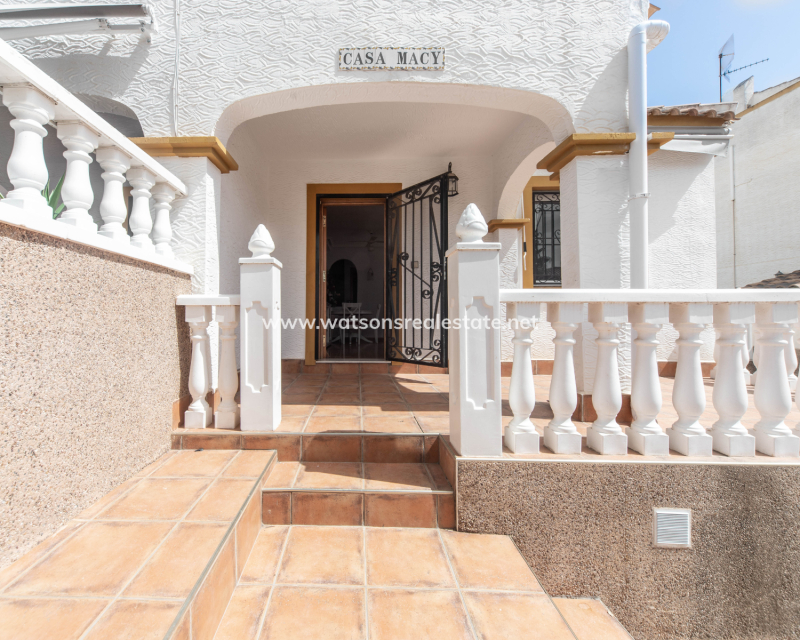 Resale - Quad - Urb. La Marina