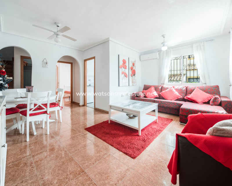 Resale - Quad - Urb. La Marina