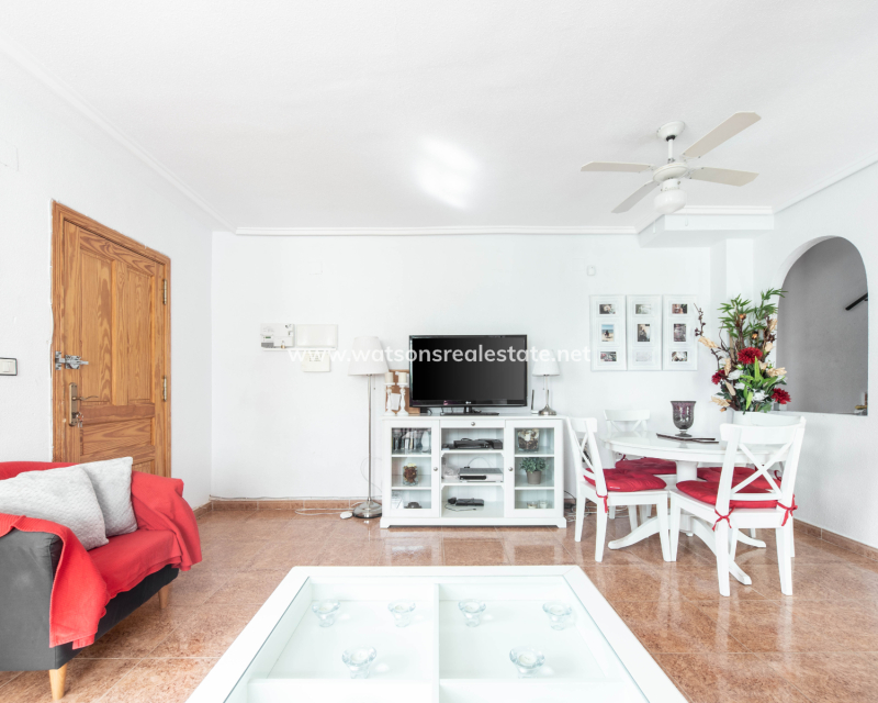 Resale - Quad - Urb. La Marina