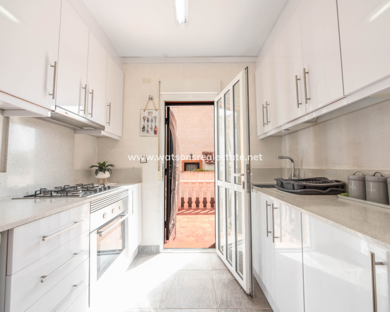 Resale - Quad - Urb. La Marina