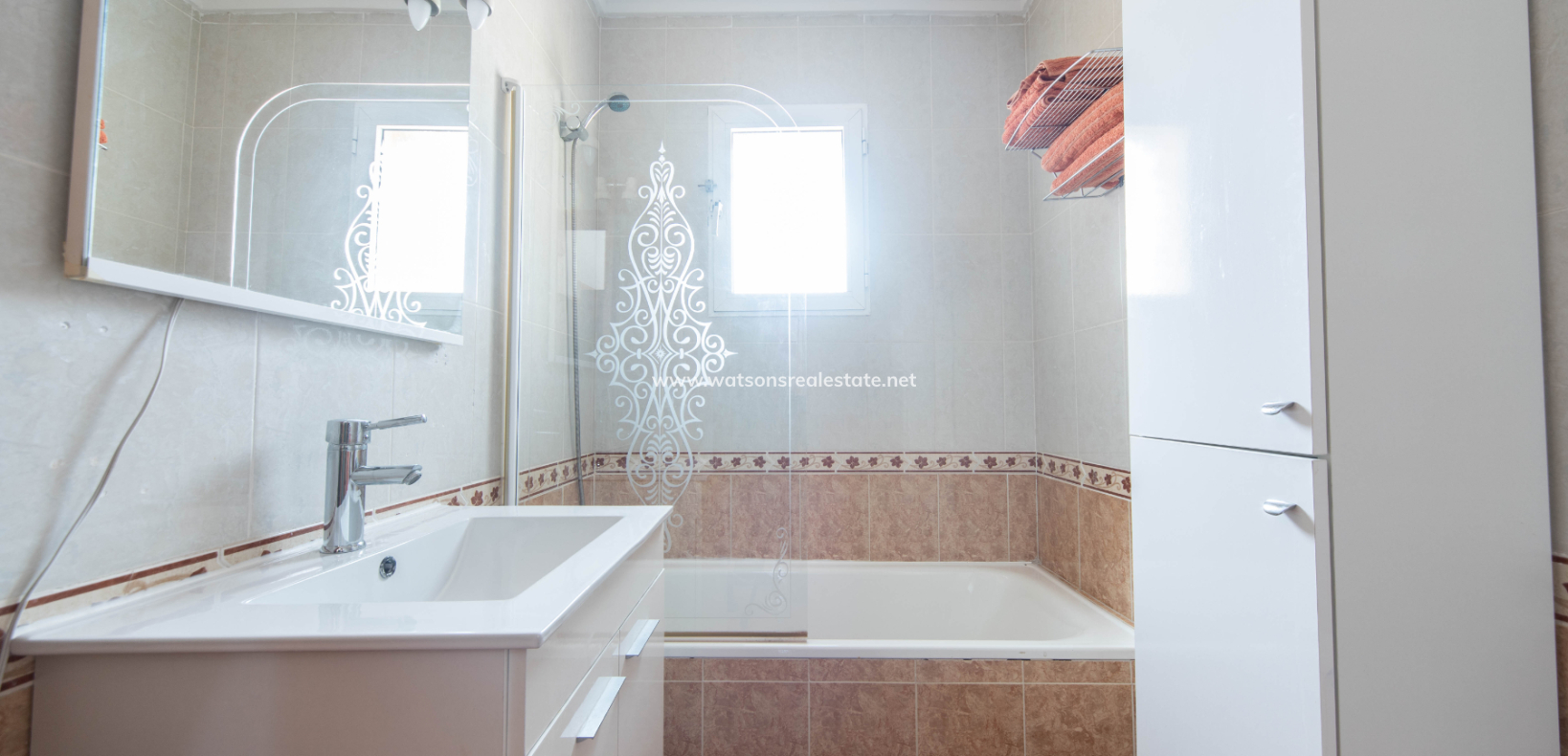 Resale - Quad - Urb. La Marina