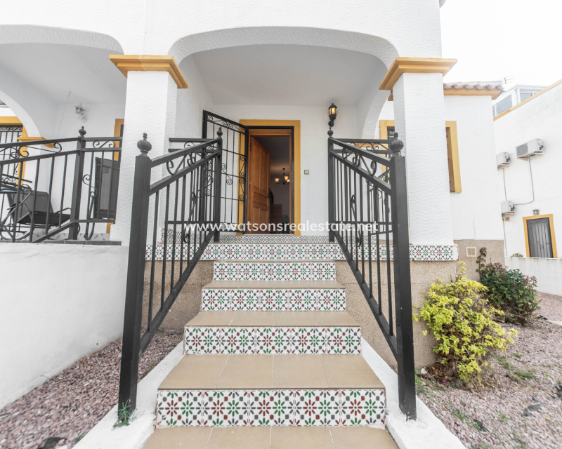 Resale - Quad - Urb. La Marina