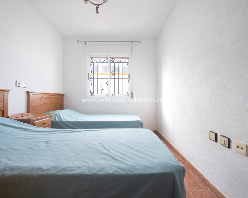 Resale - Quad - Urb. La Marina