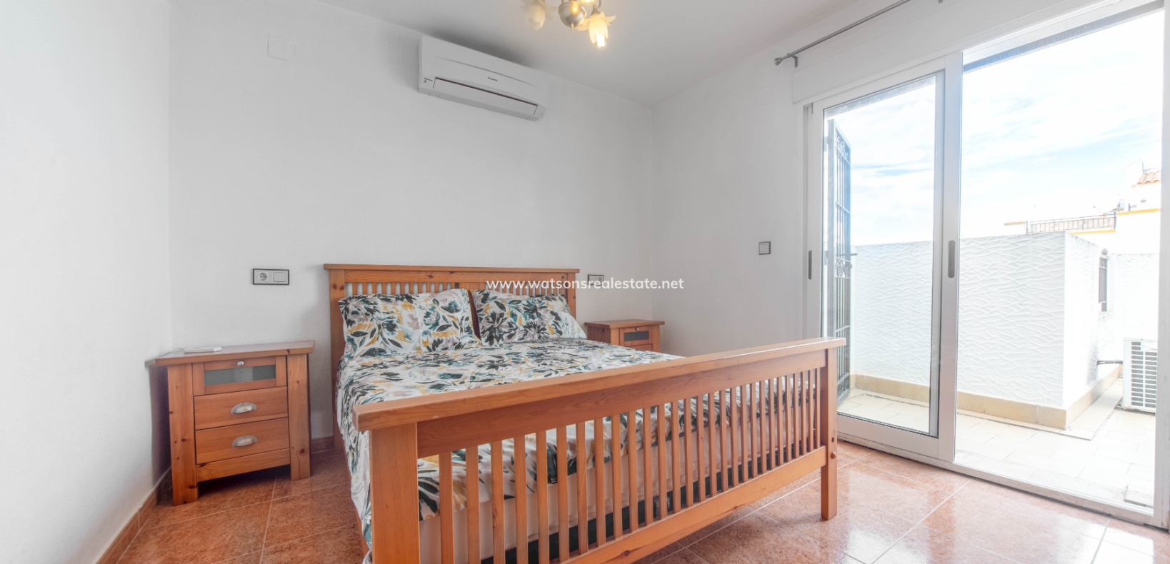 Resale - Quad - Urb. La Marina