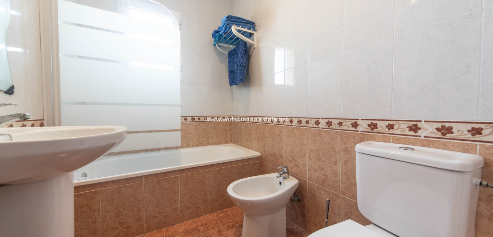 Resale - Quad - Urb. La Marina
