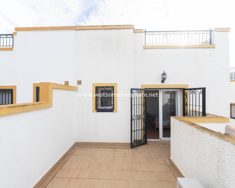 Resale - Quad - Urb. La Marina
