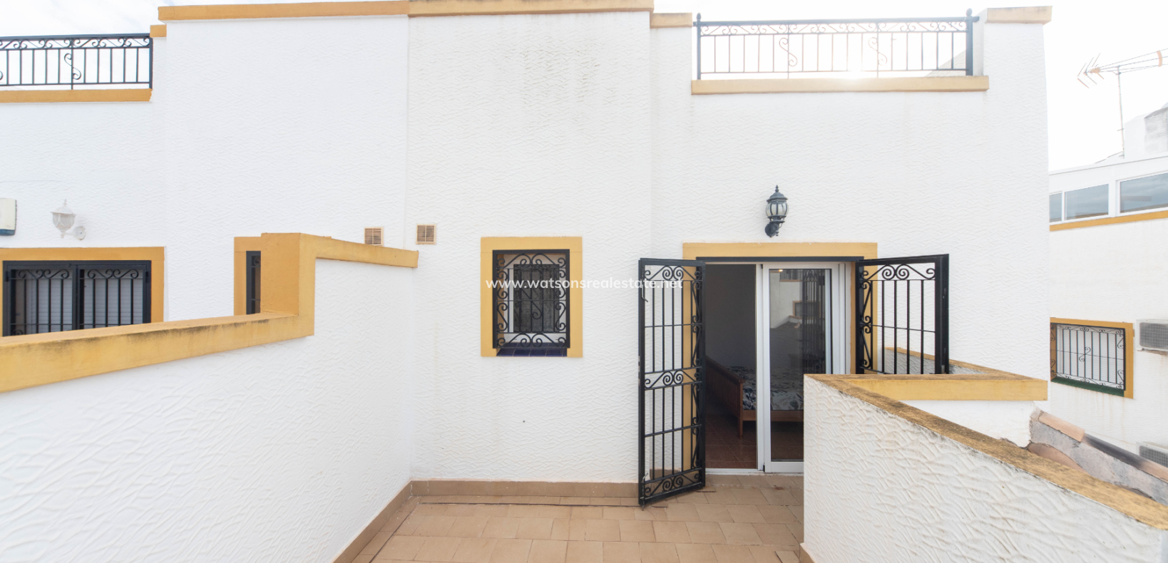Resale - Quad - Urb. La Marina