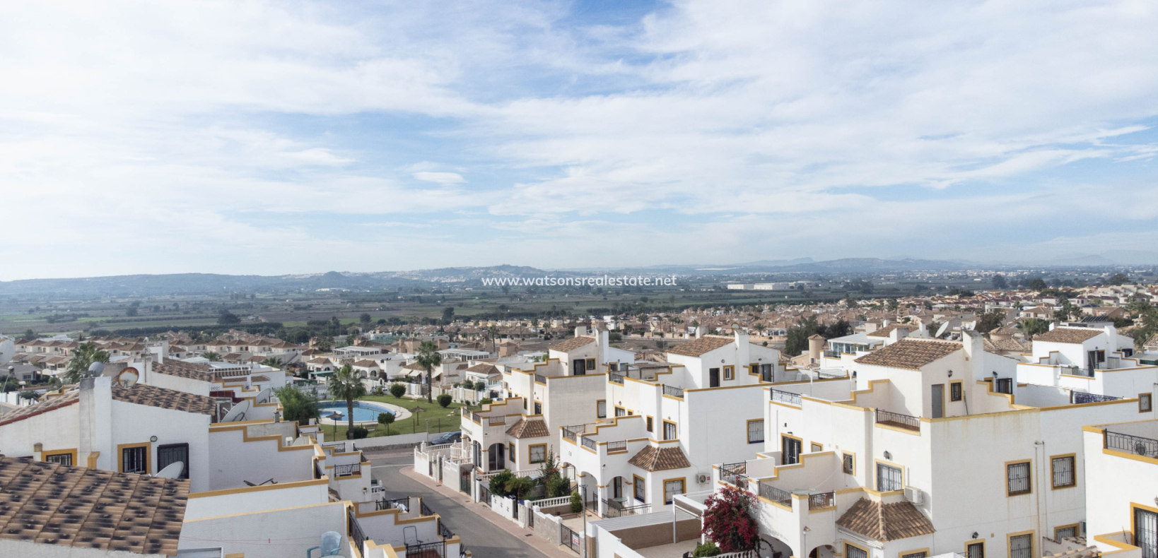 Resale - Quad - Urb. La Marina