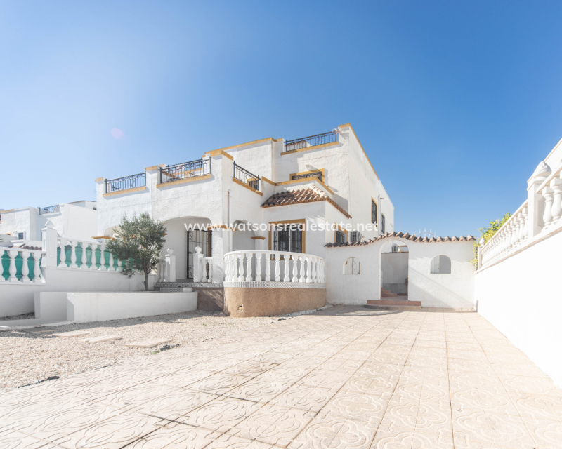Resale - Quad - Urb. La Marina