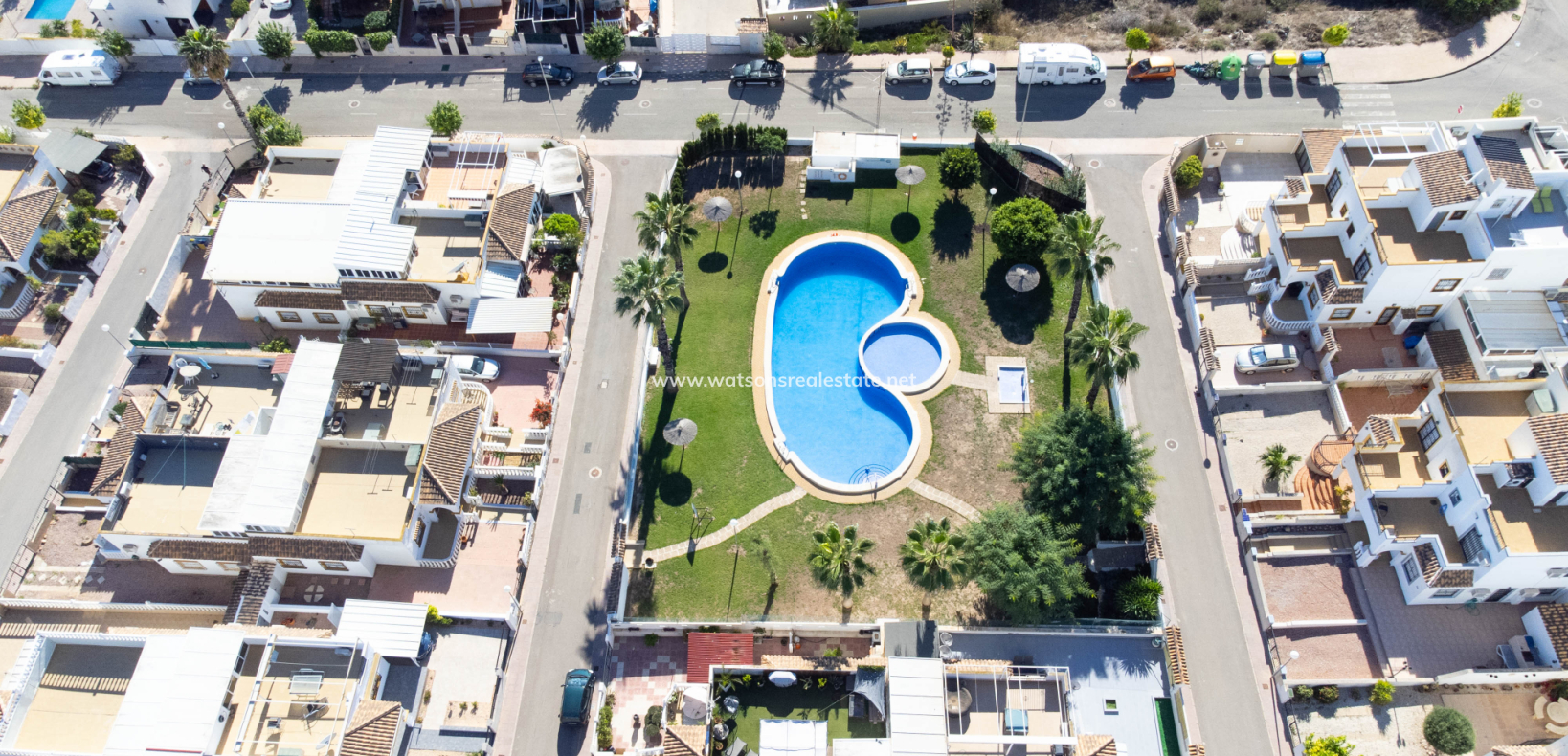Resale - Quad - Urb. La Marina