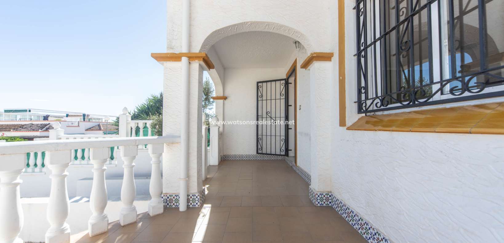 Resale - Quad - Urb. La Marina