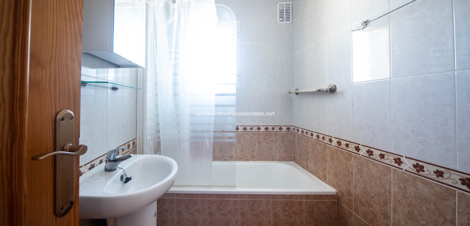 Resale - Quad - Urb. La Marina