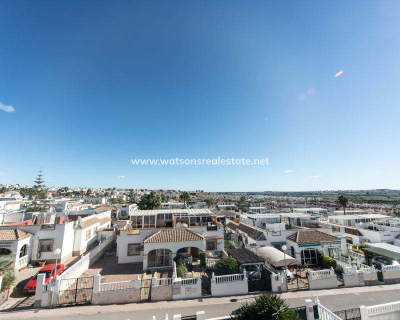 Resale - Quad - Urb. La Marina