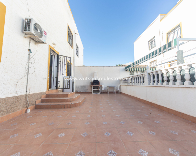 Resale - Quad - Urb. La Marina