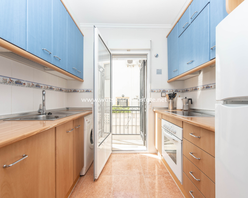 Resale - Quad - Urb. La Marina