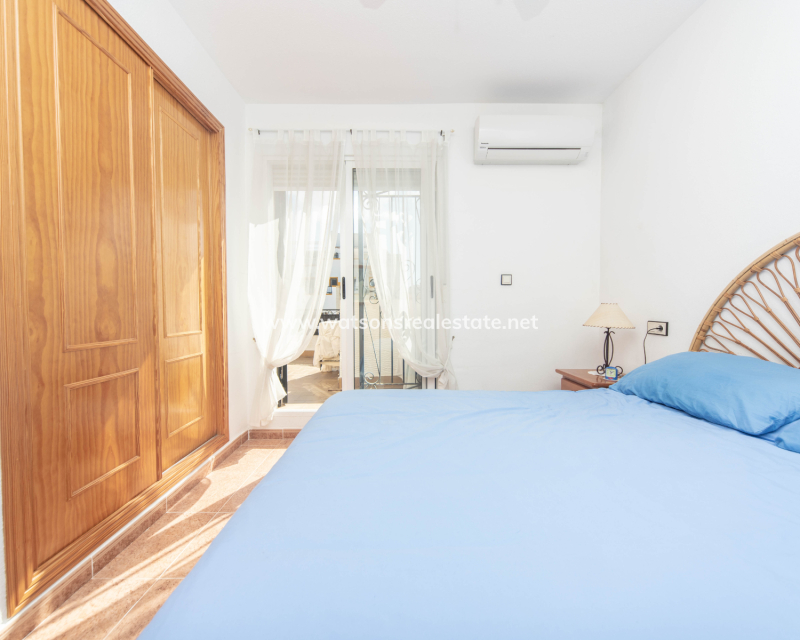 Resale - Quad - Urb. La Marina