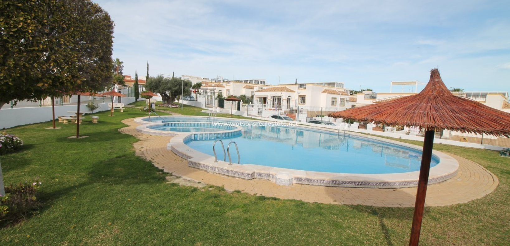 Resale - Quad - Urb. La Marina