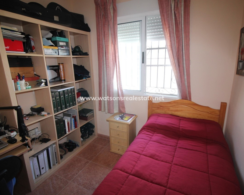 Resale - Quad - Urb. La Marina