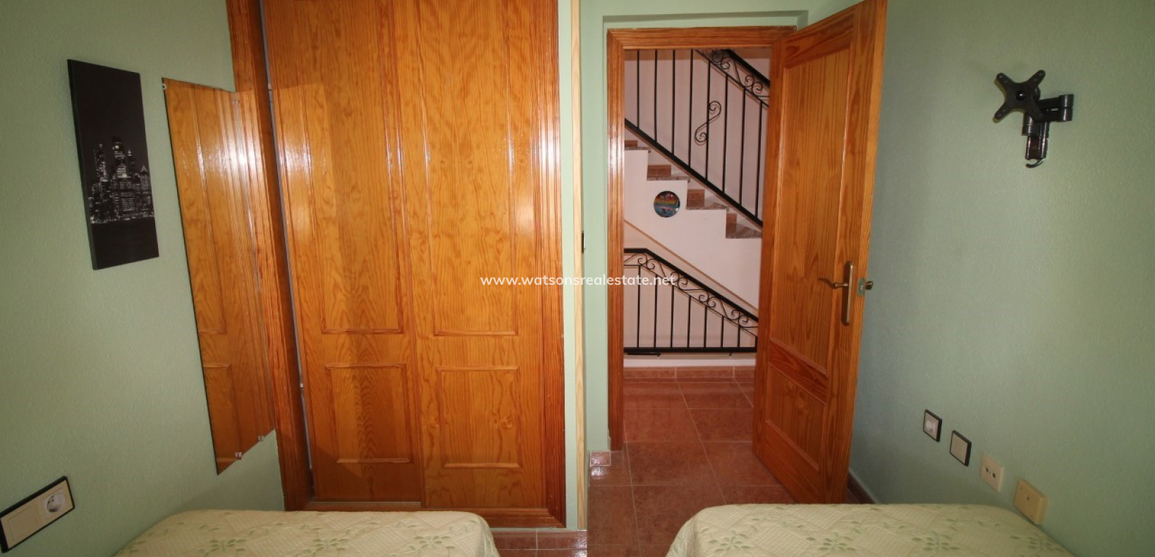 Resale - Quad - Urb. La Marina
