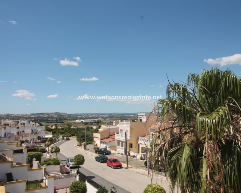 Resale - Quad - Urb. La Marina