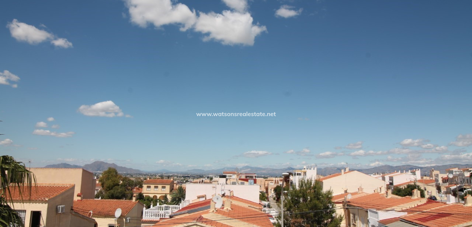 Resale - Quad - Urb. La Marina