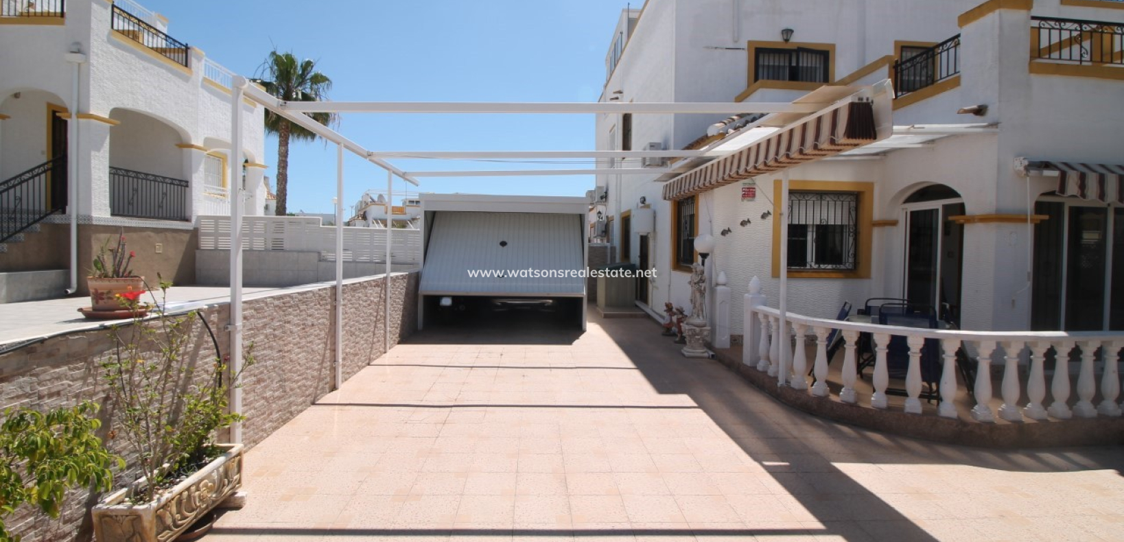 Resale - Quad - Urb. La Marina
