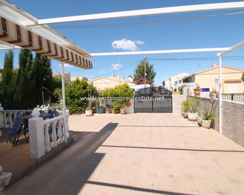 Resale - Quad - Urb. La Marina