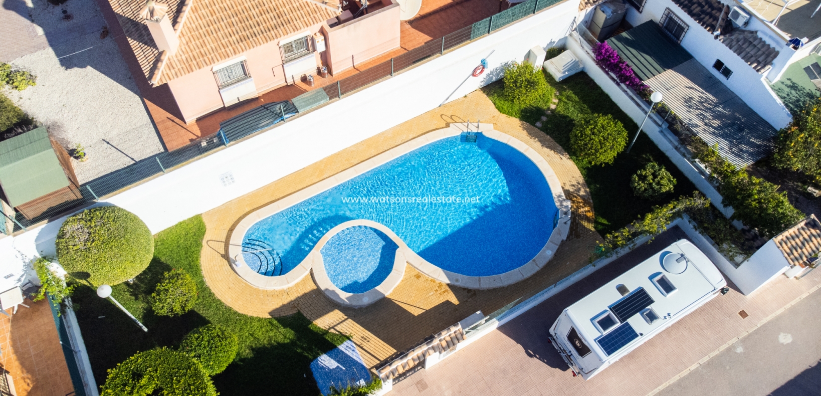 Resale - Quad - Urb. La Marina