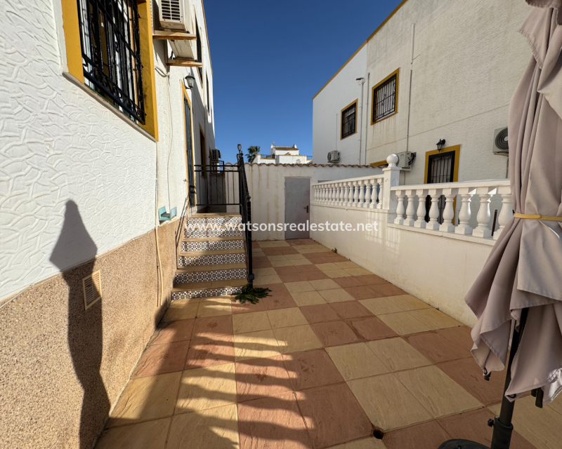 Resale - Quad - Urb. La Marina