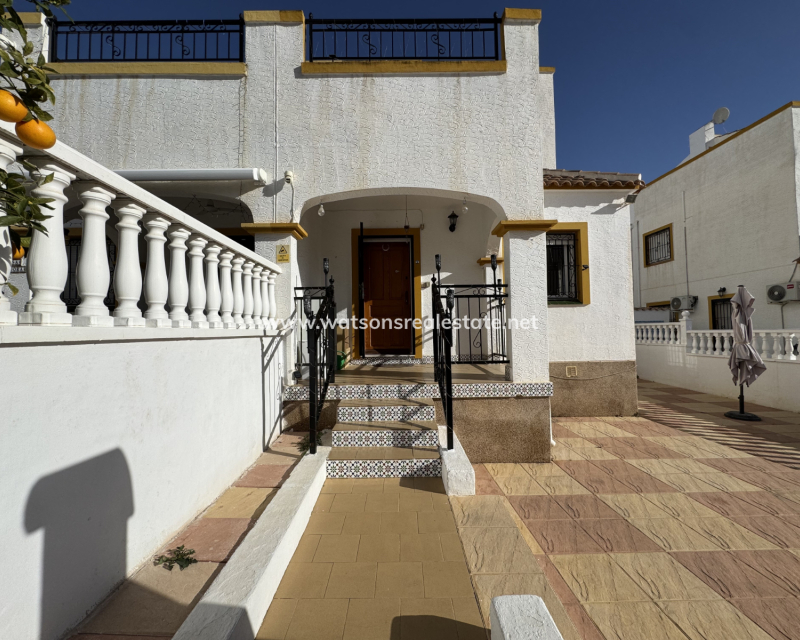 Resale - Quad - Urb. La Marina