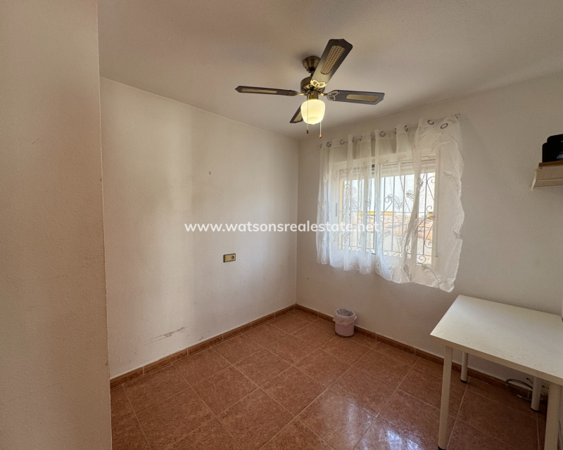 Resale - Quad - Urb. La Marina