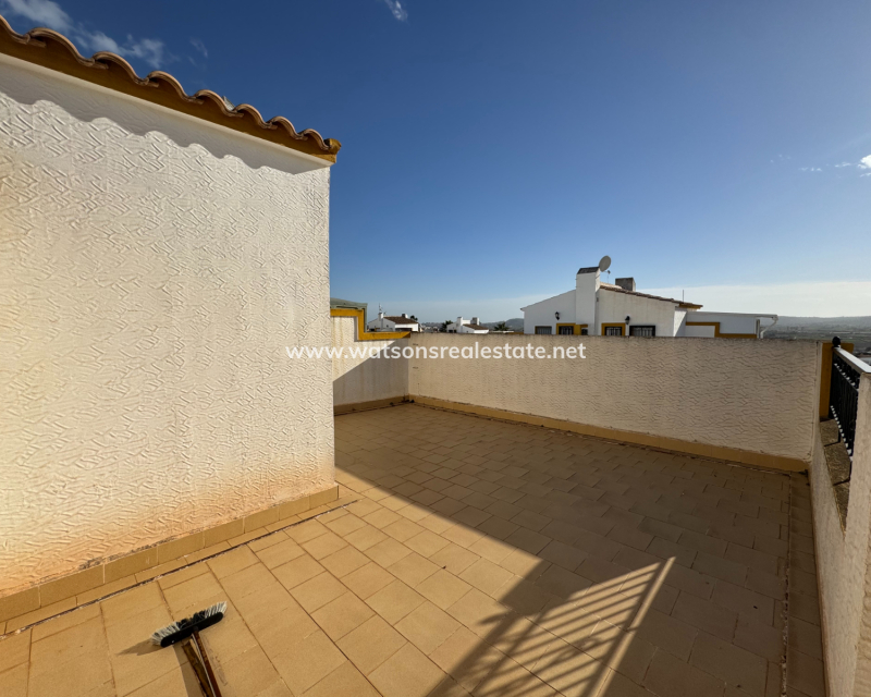 Resale - Quad - Urb. La Marina