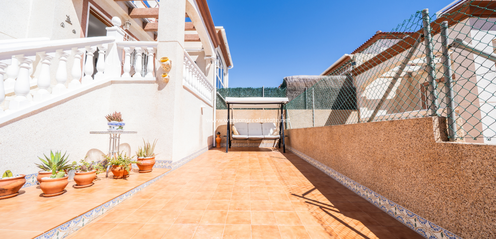 Resale - Quad - Urb. La Marina