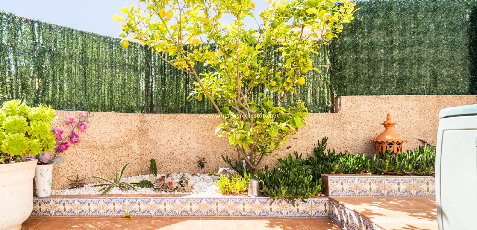Resale - Quad - Urb. La Marina