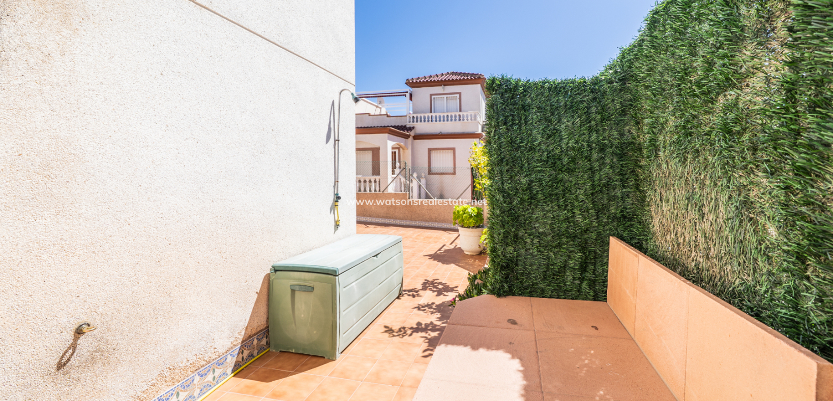 Resale - Quad - Urb. La Marina