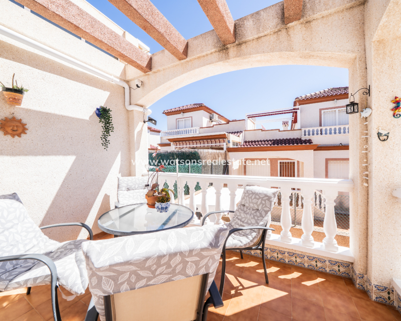 Resale - Quad - Urb. La Marina