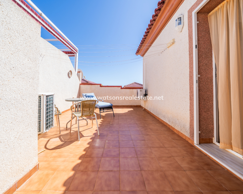 Resale - Quad - Urb. La Marina