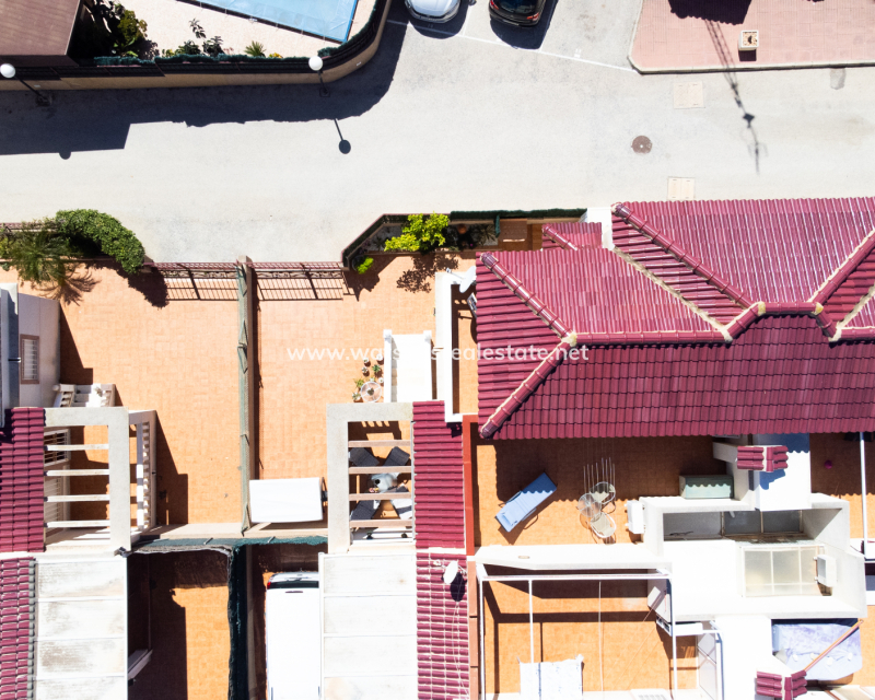 Resale - Quad - Urb. La Marina