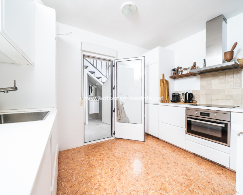 Resale - Quad - Urb. La Marina