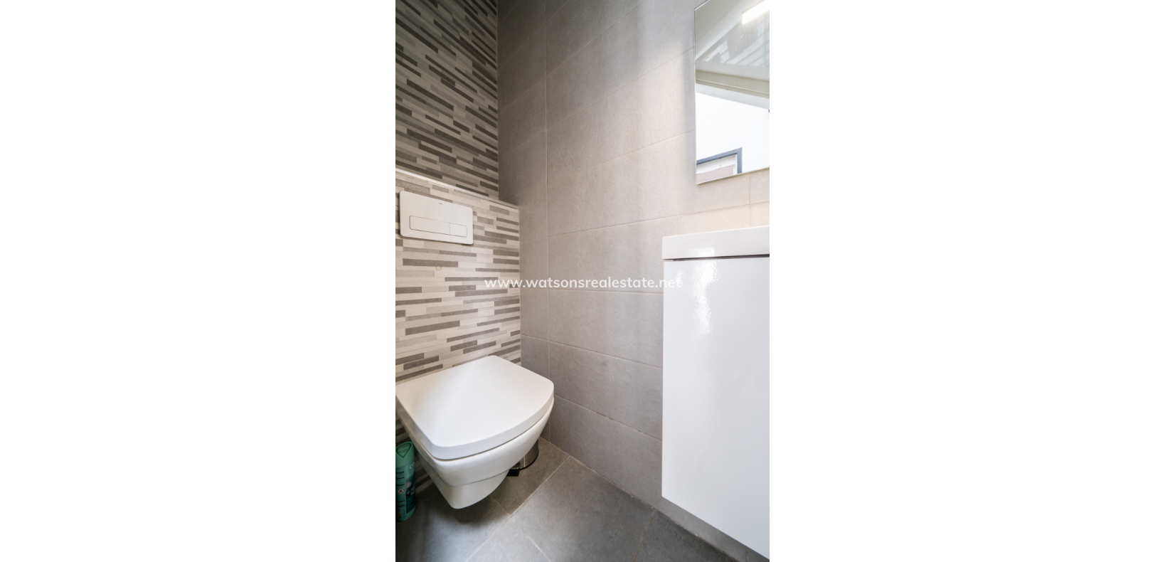 Resale - Quad - Urb. La Marina
