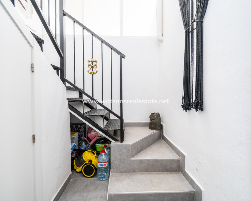 Resale - Quad - Urb. La Marina