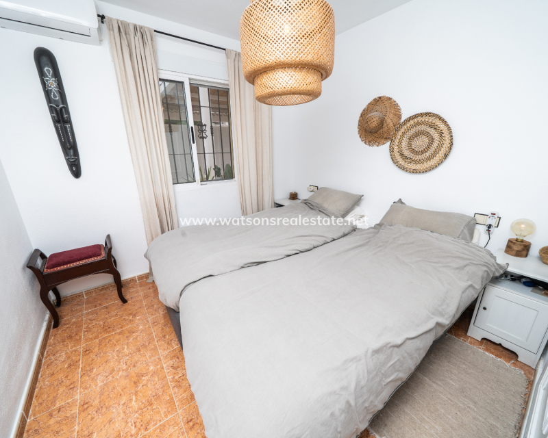 Resale - Quad - Urb. La Marina