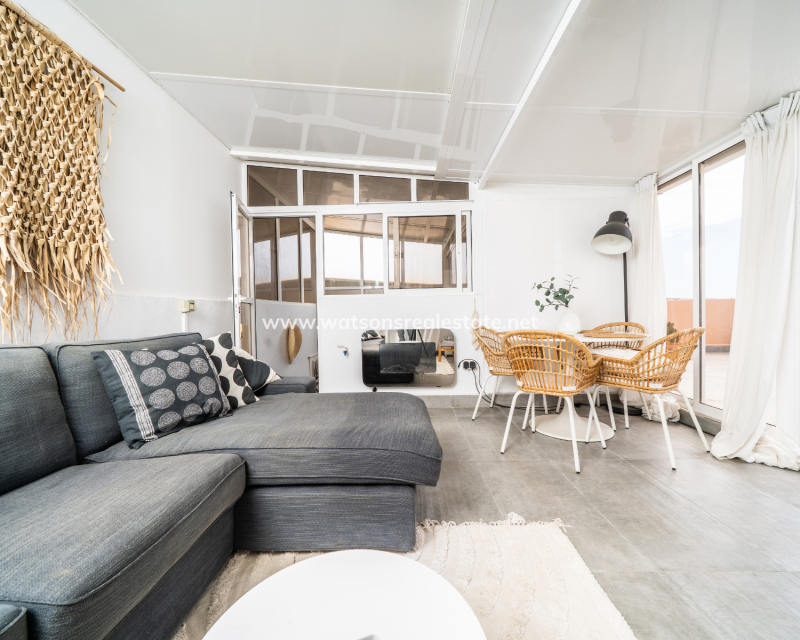 Resale - Quad - Urb. La Marina