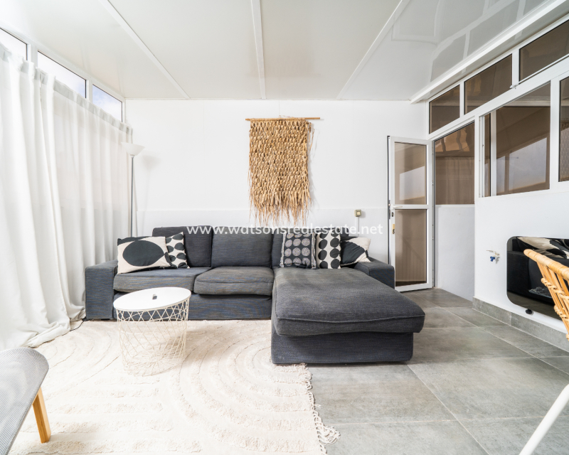 Resale - Quad - Urb. La Marina