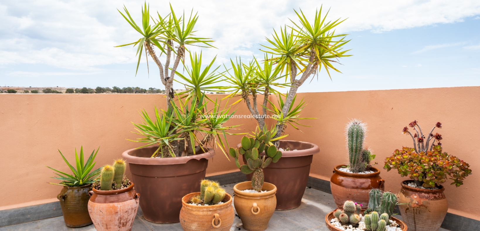 Resale - Quad - Urb. La Marina