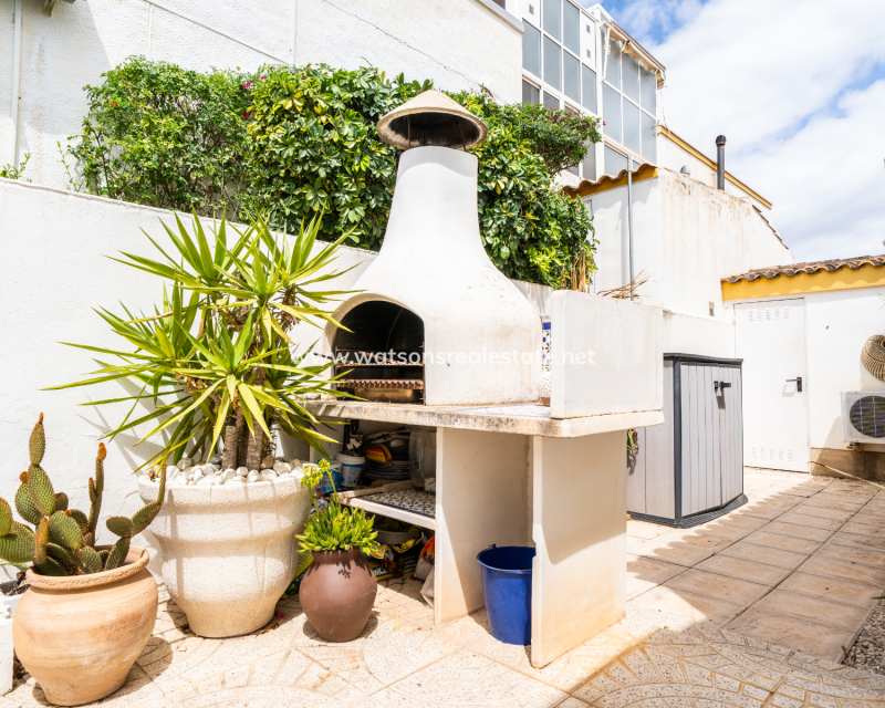 Resale - Quad - Urb. La Marina