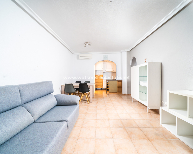 Resale - Quad - Urb. La Marina